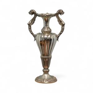 Neo-renaissance Vase In 800 Silver - Italy, Early 20th Century